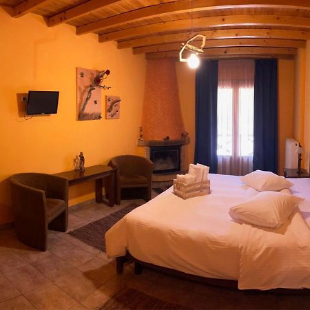 Guesthouse Teloni Vytína Eksteriør bilde
